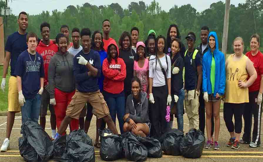 Magee High School Students Lead 2015 Clean Up Campaign