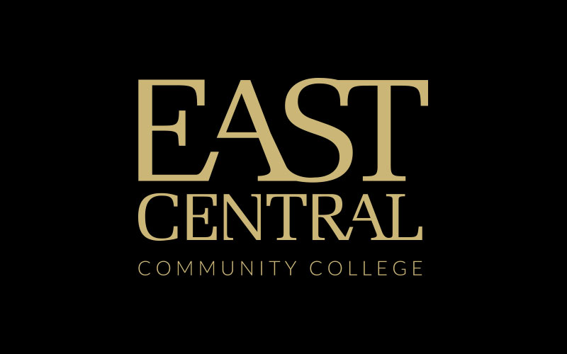Cayla Myers & Addie Ambrosier make ECCC Spring Semester Honor Roll