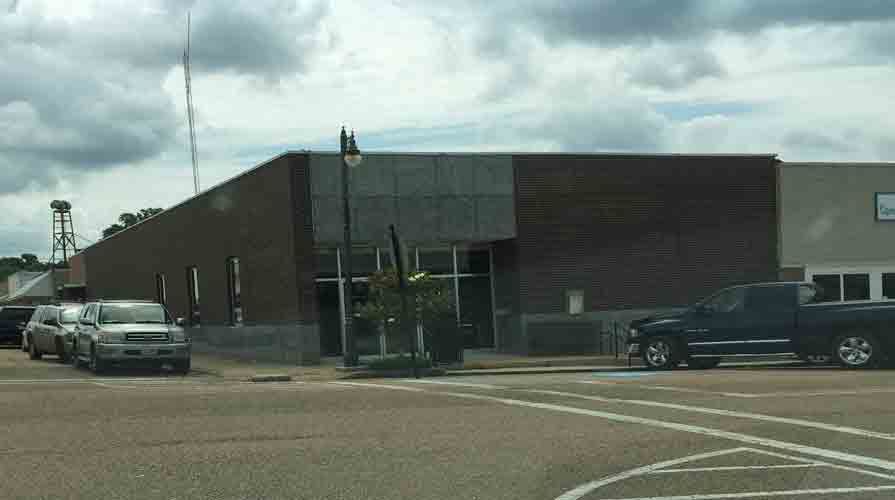 Local Citizens Want to keep downtown building