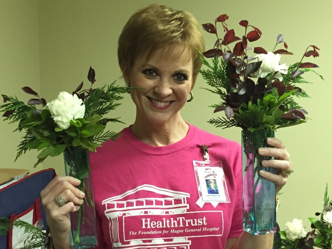 MGH Patients Receive Bouquets for Mother’s Day