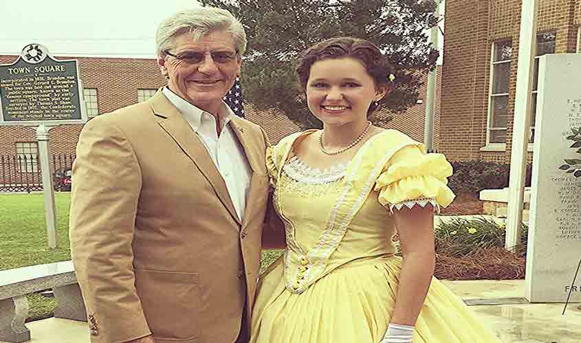 Sadie Kate Kennedy meets the Governor