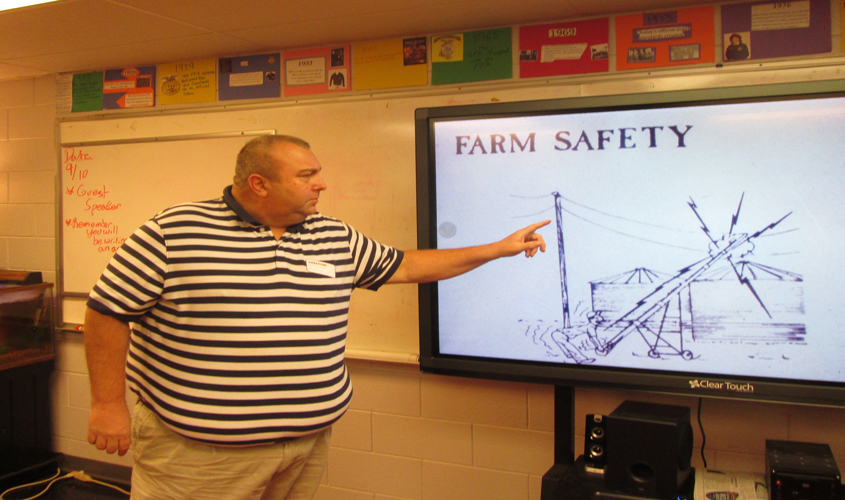 Trey Polk speaks to Simpson County Technical Students