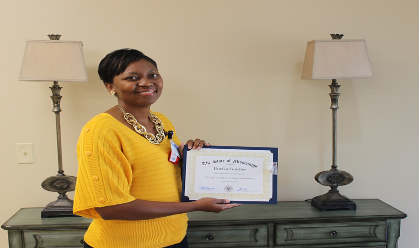 Uneika Funches Receives Governor’s Service Award at Boswell