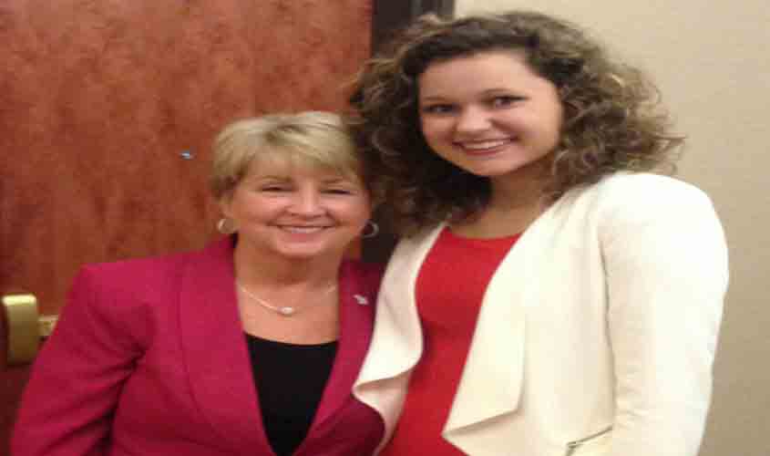 Sadie Kate Kennedy sings at MS Republican Women Conference