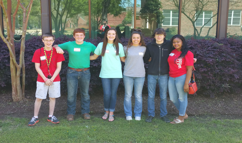 Mendenhall Students Compete in Science Quest