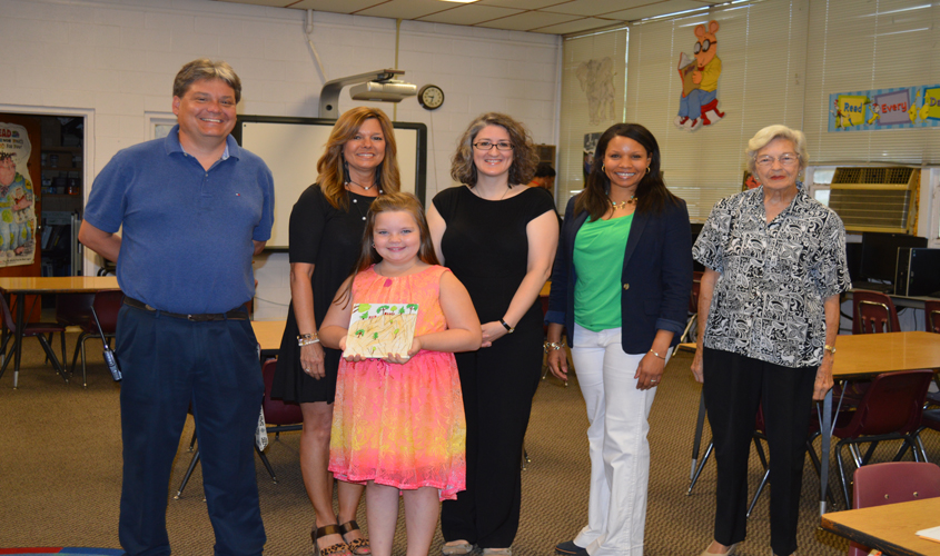 Layla Sullivan Wins Groundbreaking Mississippi Art Contest