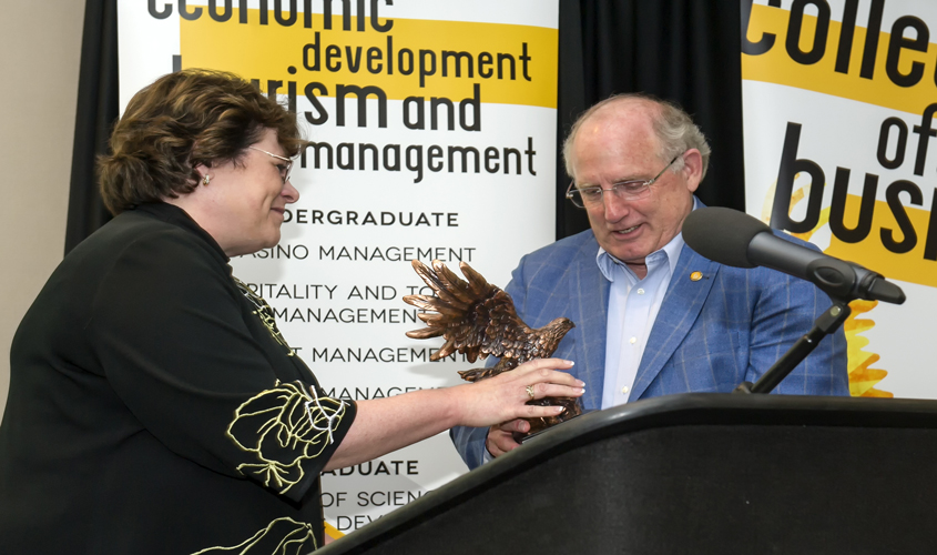 Southern Miss Business Professor Smith Leaves Lasting Legacy