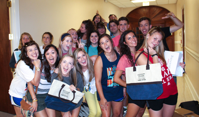 Hundreds of Freshmen Travel to Mississippi College Summer Orientations