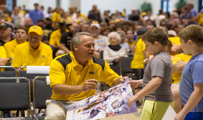 Southern Miss Alumni Association Hosts Big Three Summer Parties