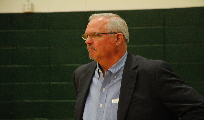 Gwyn Young earns 900th career win