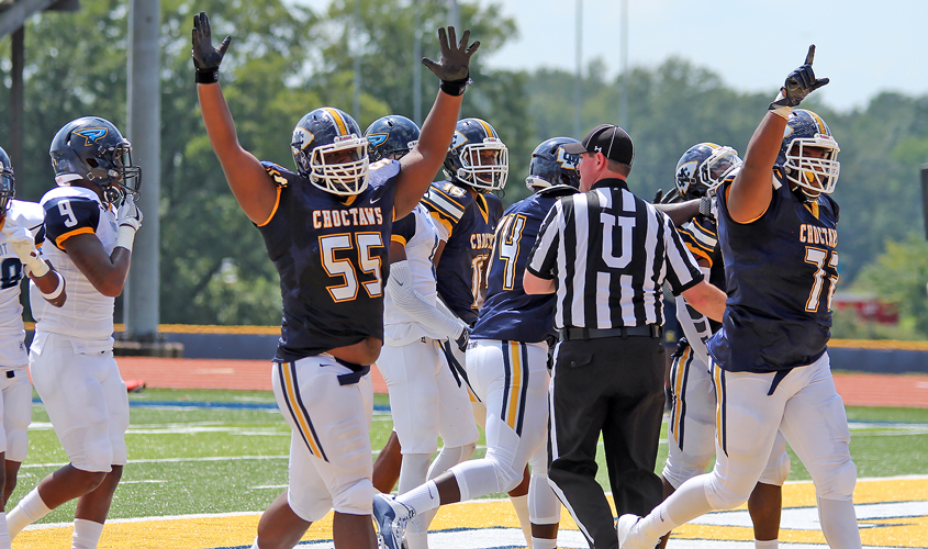Offensive Line Raises $2,000 for Make-A-Wish