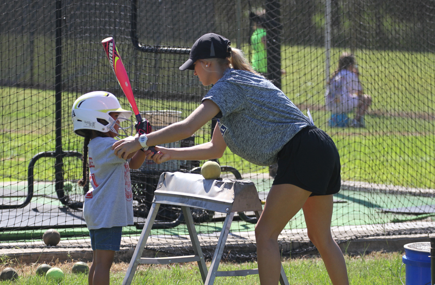 Co-Lin schedules individual softball camp