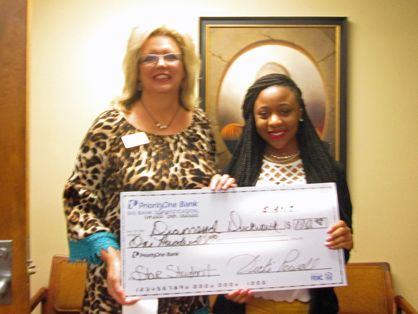 Tech Student Diamond Ducksworth awarded $100 from PriorityOne Bank