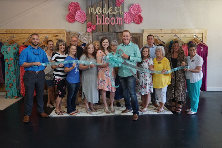 The Modest Bloom Boutique Holds Ribbon Cutting
