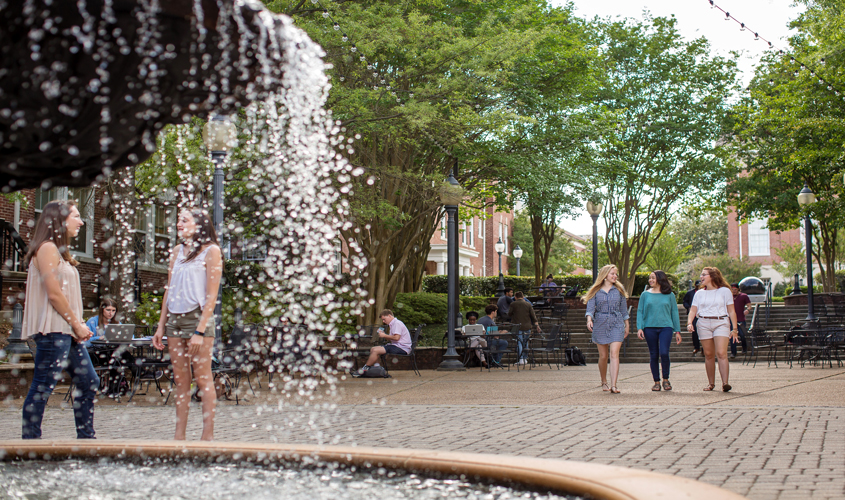 Mississippi College Receives Strong Rankings in U.S. News & World Report