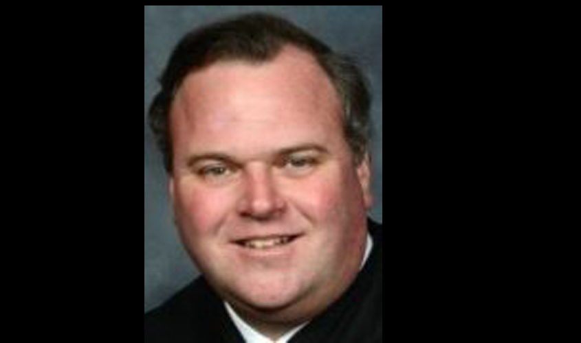 Justice David Ishee to take Supreme Court oath September 18