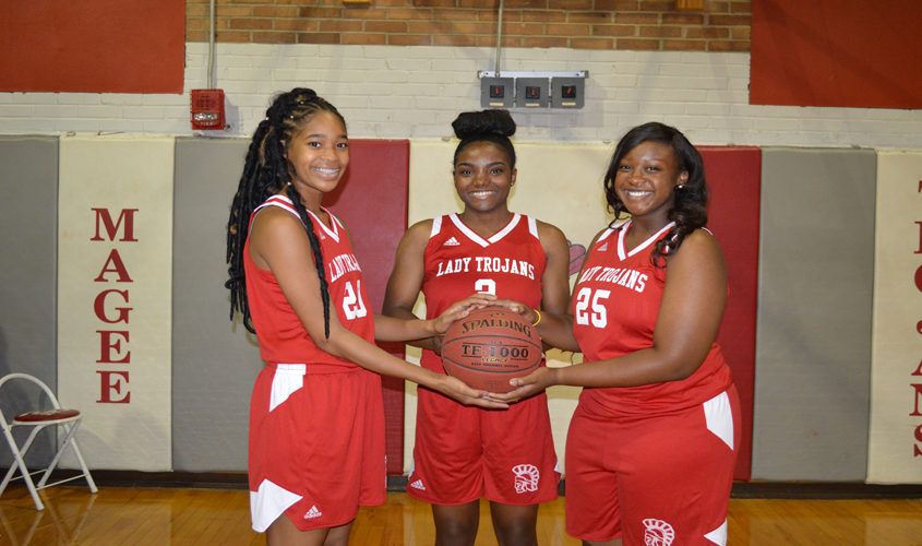Trojans Slam Dunk the Eagles