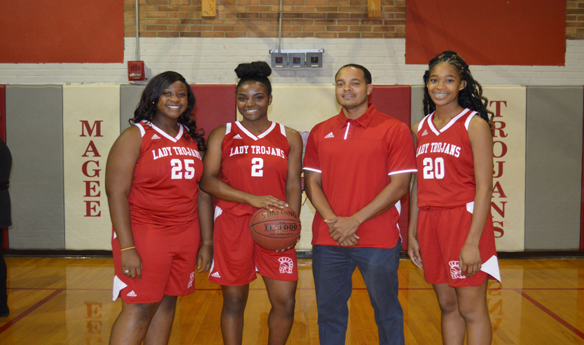 Trojans Slam Dunk the Eagles