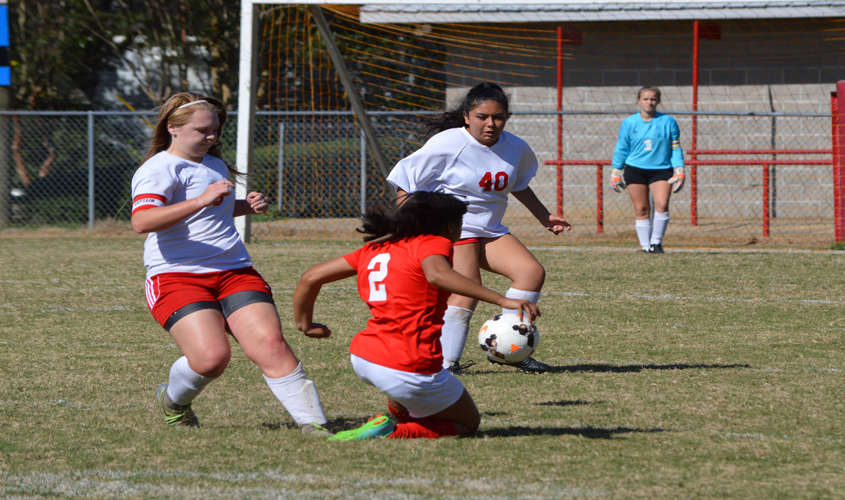 Trojan Soccer Kicks Pelahatchie