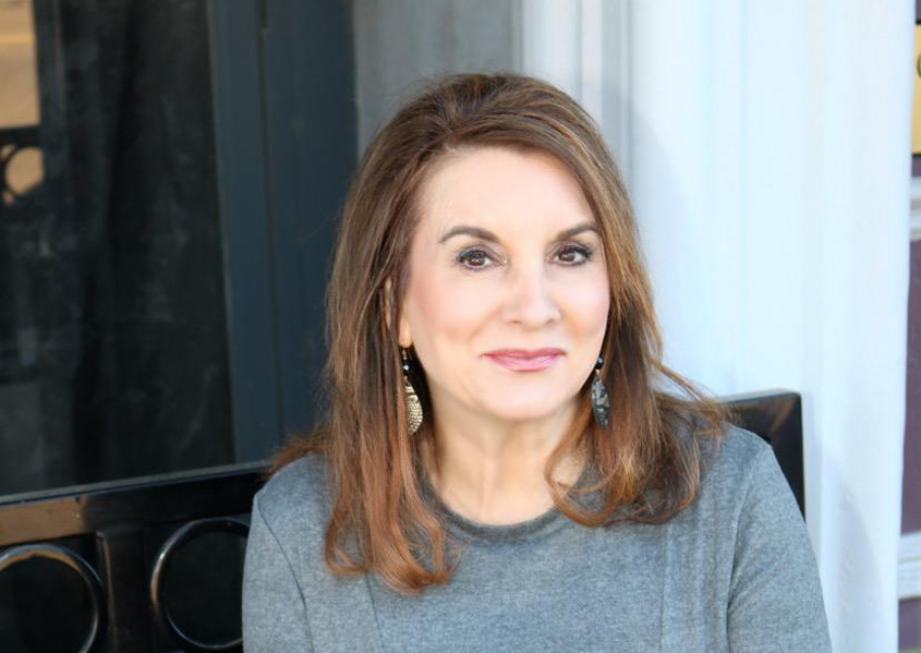 How to Pack a Suitcase - MageeNews.com