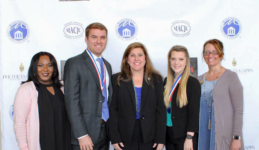 Baldwin, Hamilton named to All-Mississippi Academic Team