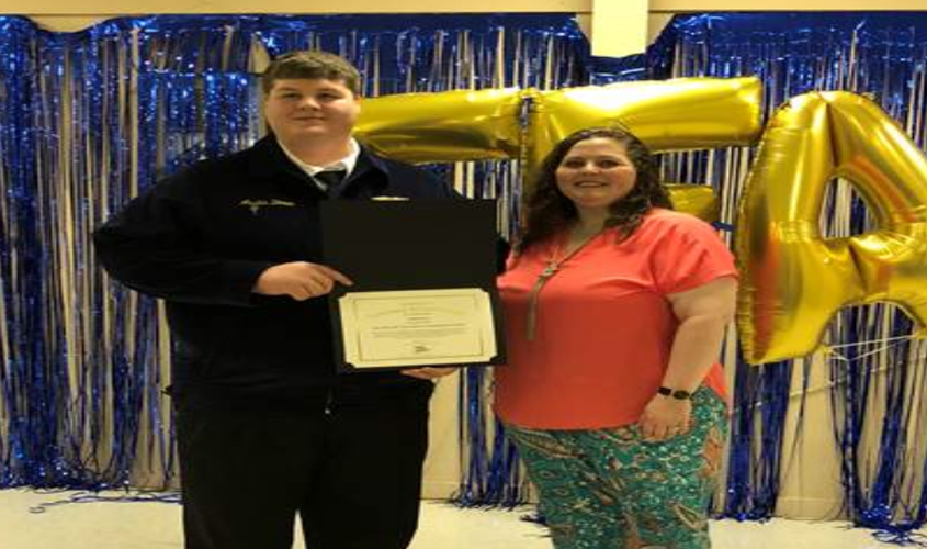 Bowen Receives DEKALB Award