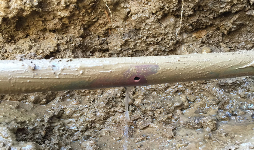 City of Magee Water Leak on Hwy 49 Should be Repaired Quickly