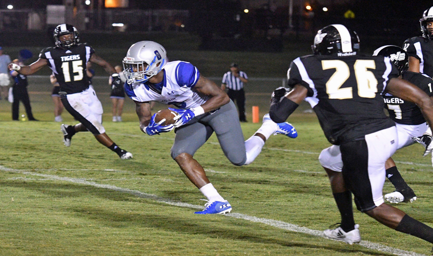Wolves pick up big road win against Northeast
