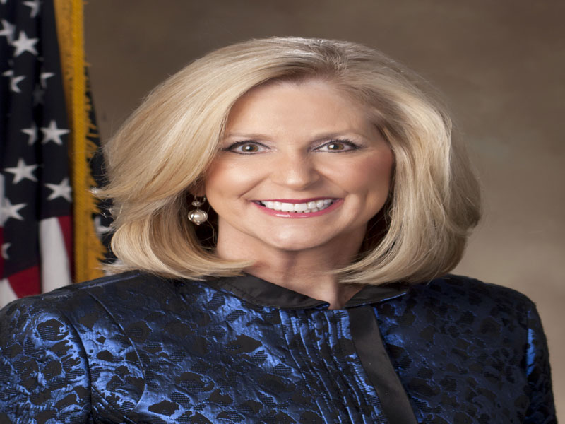 Lynn Fitch