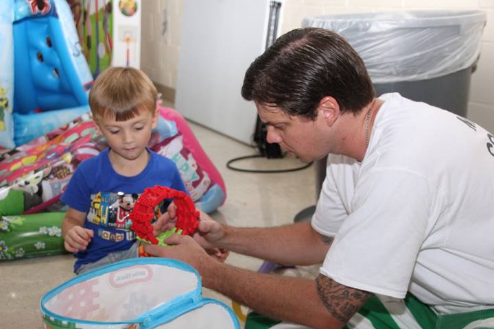 300-plus incarcerated mothers and fathers had Special Visitation at Rankin County prison