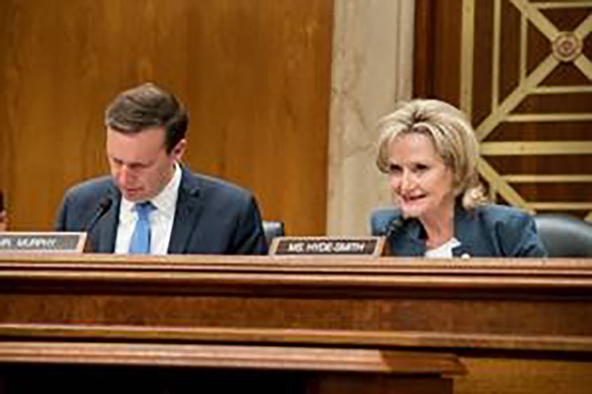 HYDE-SMITH PROMOTES LIBRARY OF CONGRESS SURPLUS BOOK PROGRAM