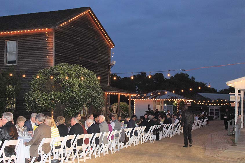 Lane of Lanterns Benefit Dinner