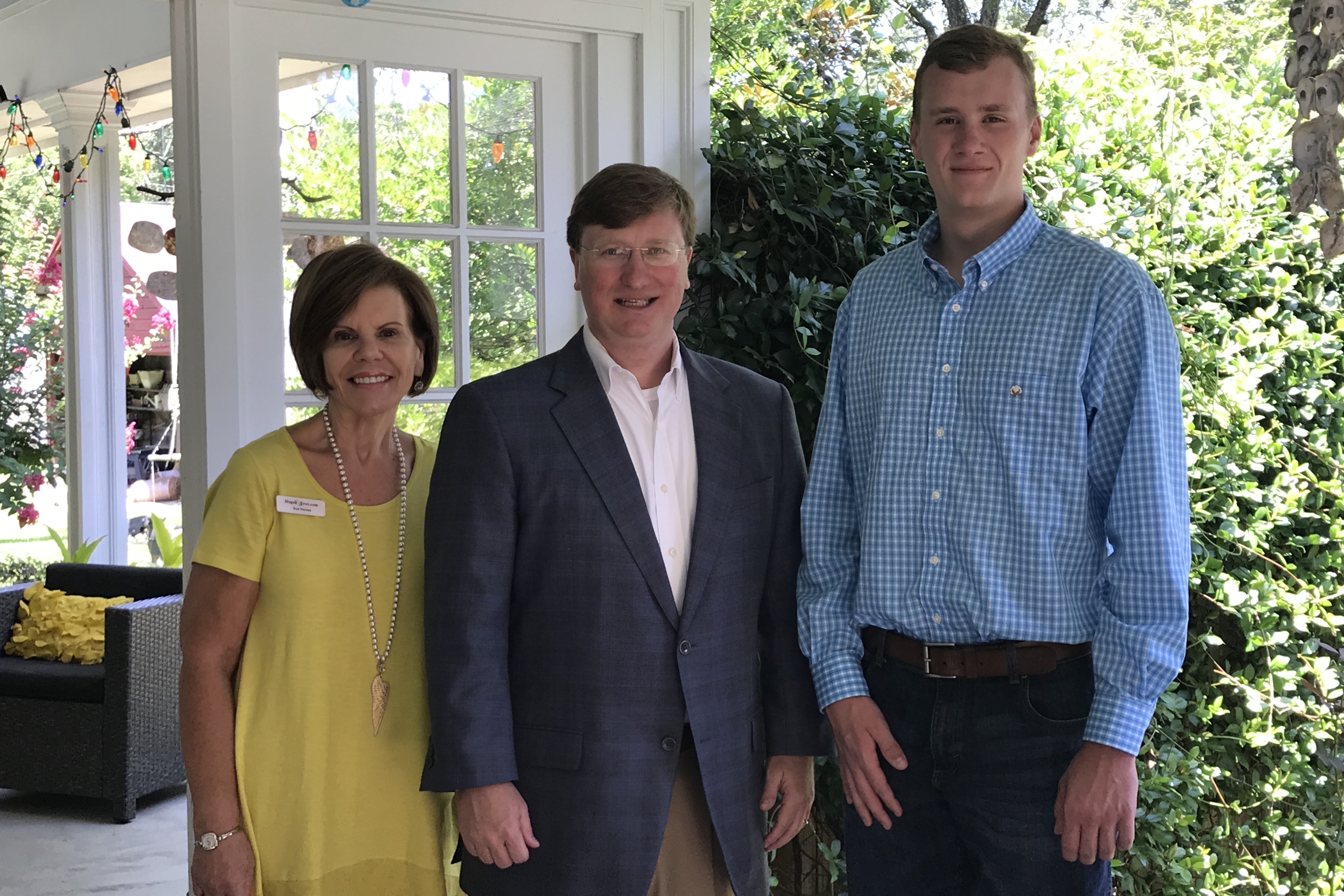 Tate Reeves visits MageeNews.com