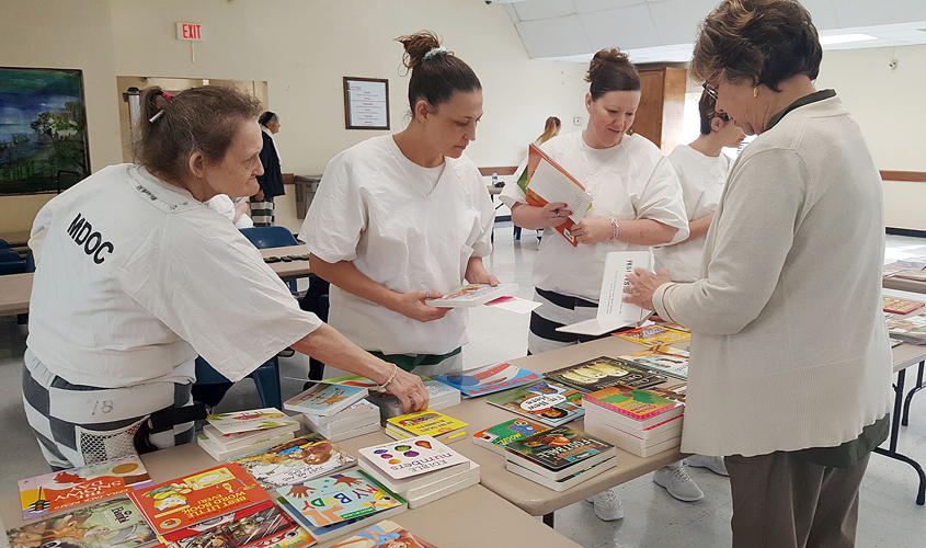 Storybook recordings keep incarcerated mothers, grandmothers connected with children