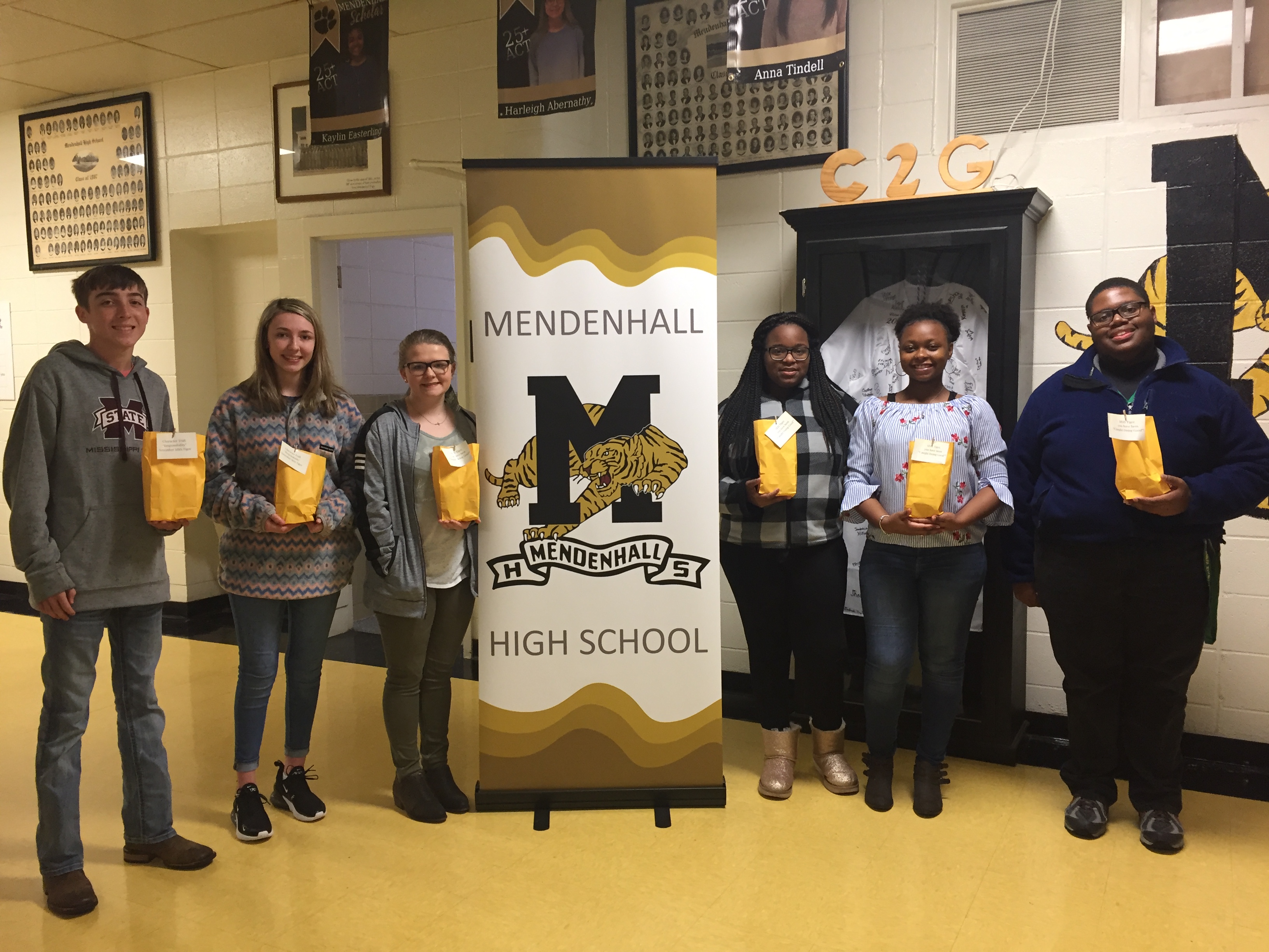 PTO November  2019  MeHS “Students Caught Doing Good”