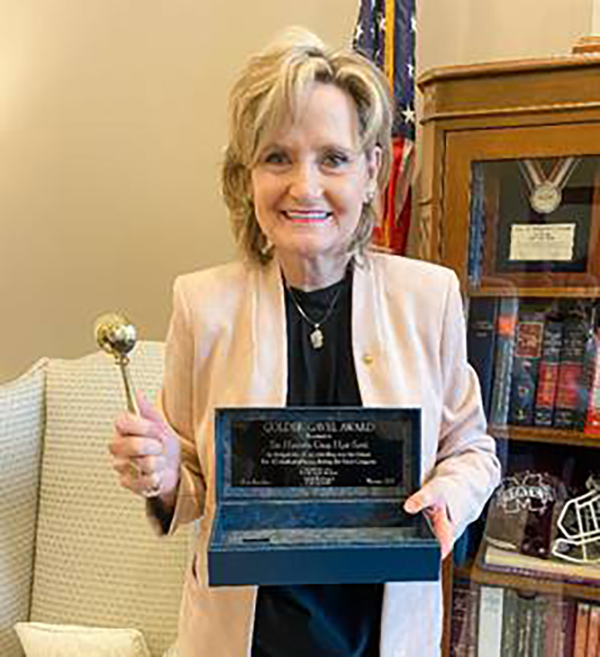 HYDE-SMITH PRESENTED GOLDEN GAVEL AWARD