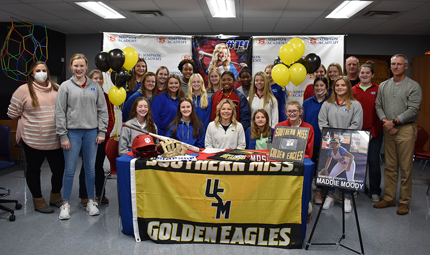 Moody Signs with USM