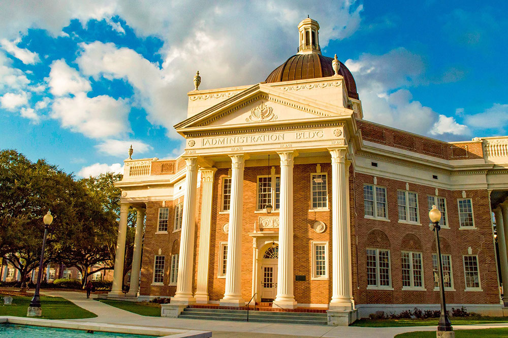 USM Defies National Trends, Reaches Highest Enrollment in Six Years