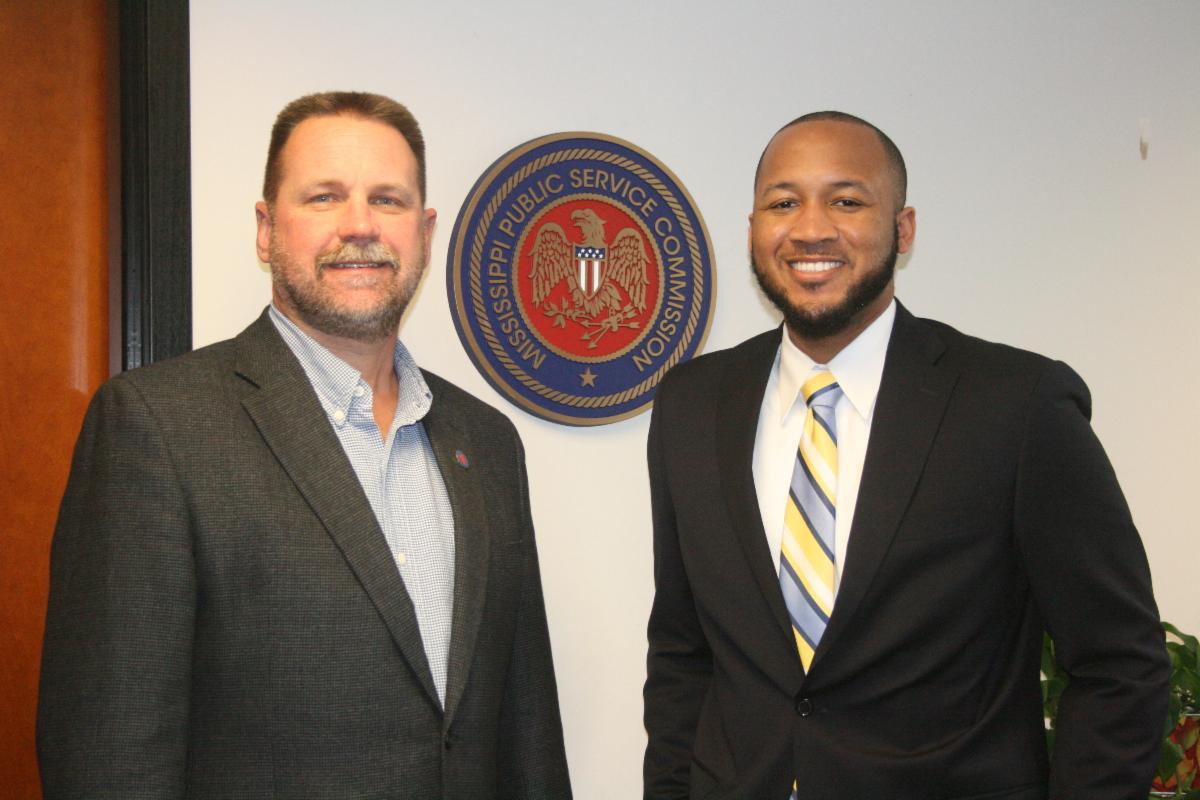 Commissioner Brent Bailey Welcomes Davis Gates ﻿to the Team