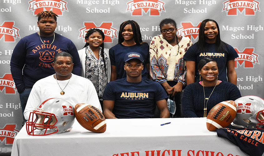 Bridges Signs with Auburn University
