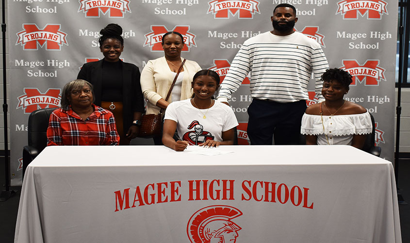 Walker Signs with Carey