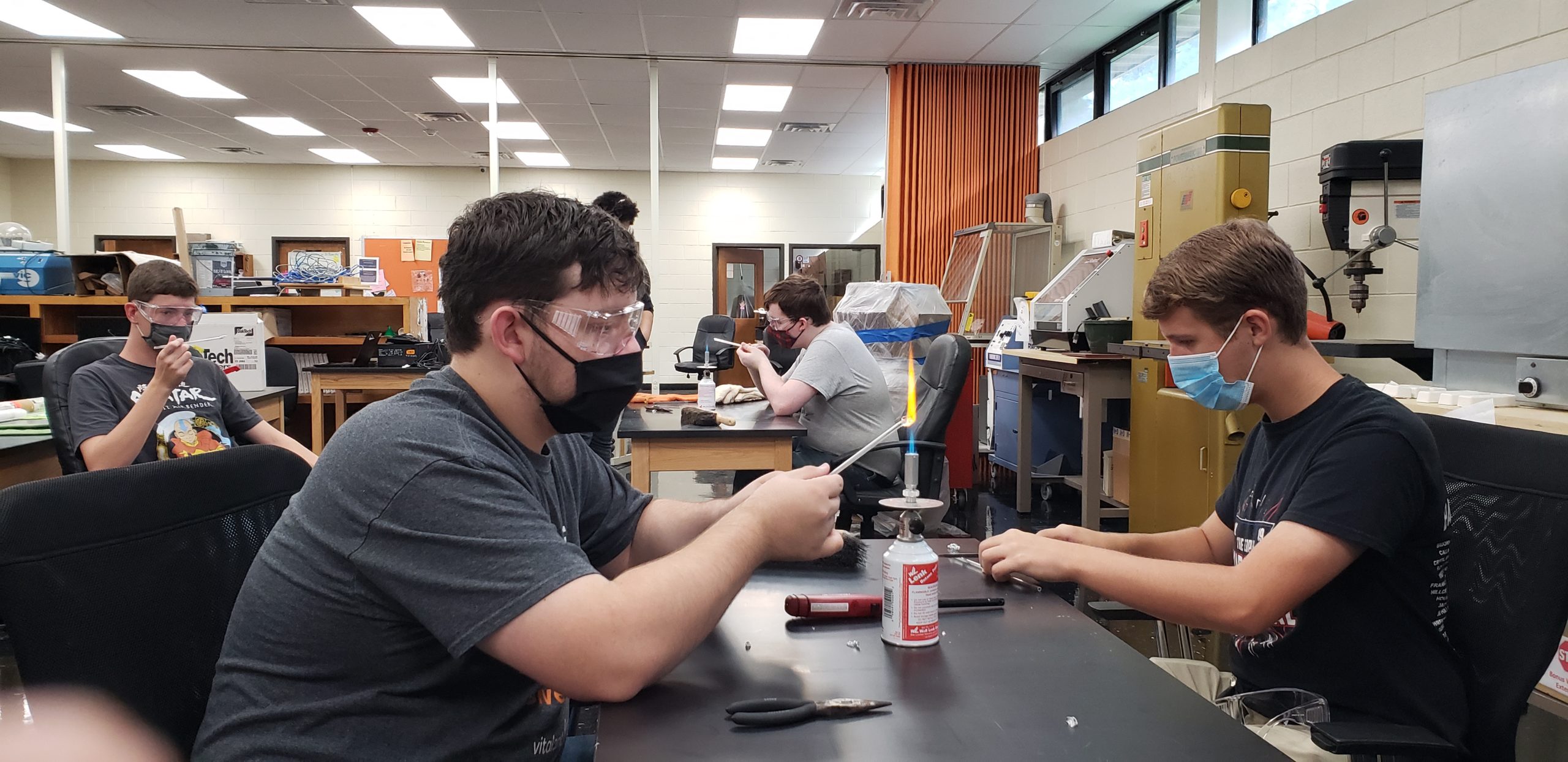 SCTC FEATURES ITS POLYMER SCIENCE PROGRAM!