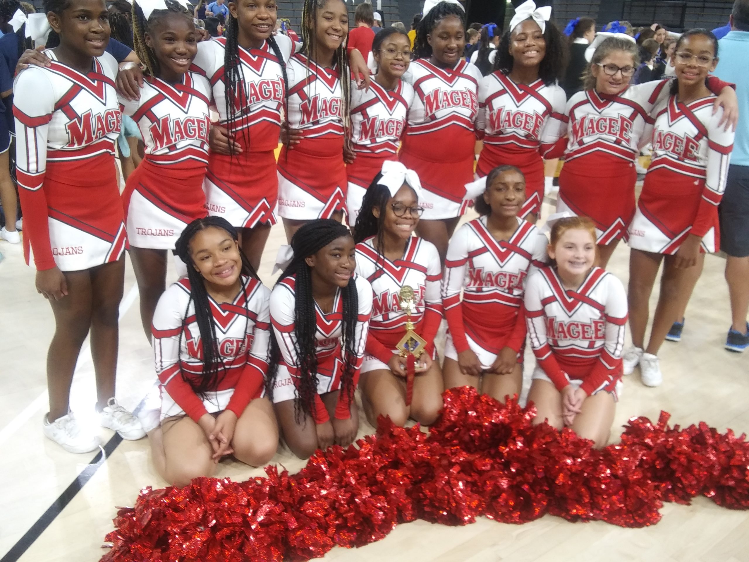 MMS Cheerleaders Ready to Cheer on the TROJANS!