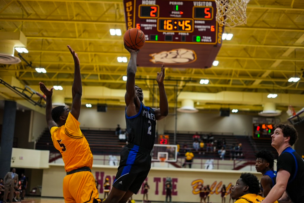 Lady Wolves Breeze by Lady Bulldogs