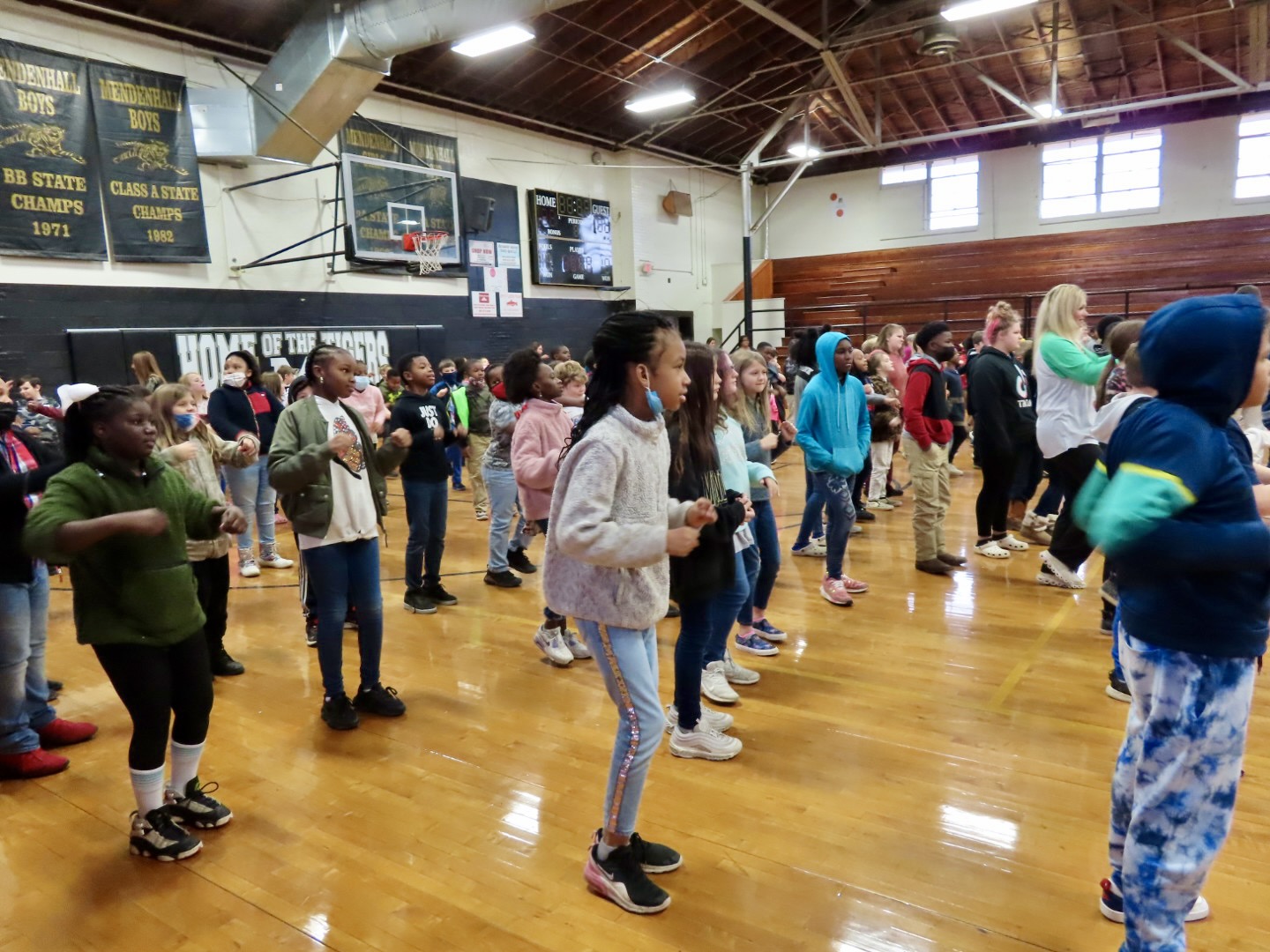 Mendenhall Elementary School Receives Special Visit from Mississippi’s Move to Learn Star Coach Larry Calhoun