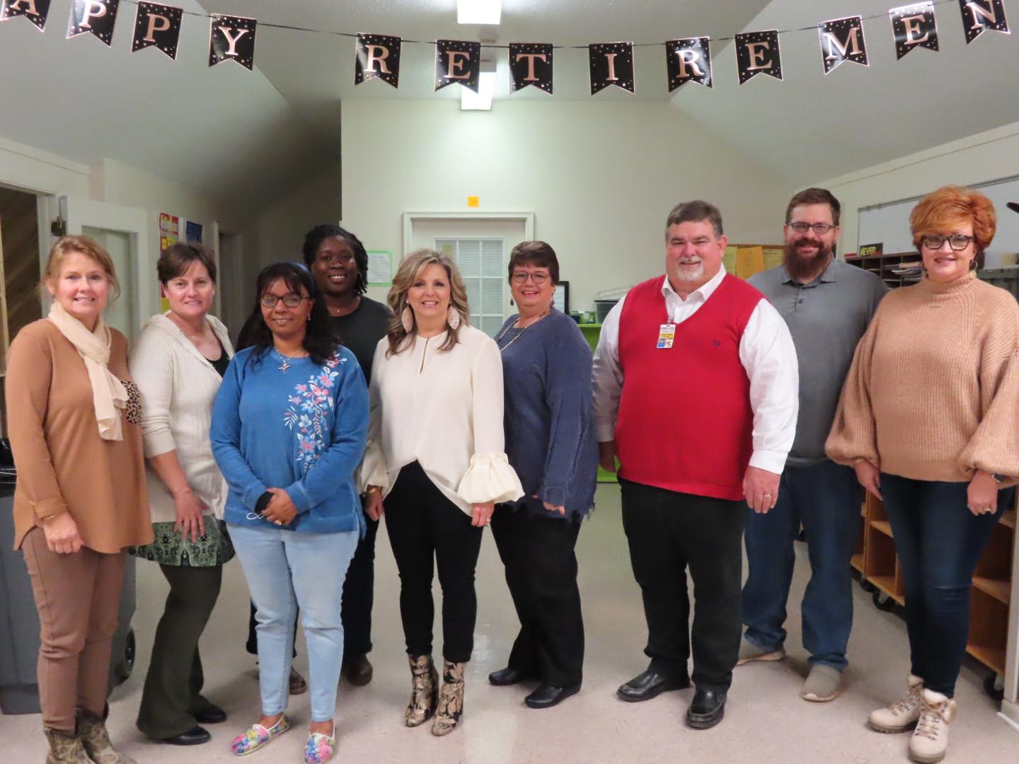 Mangum retires after 28 years of service with SCSD