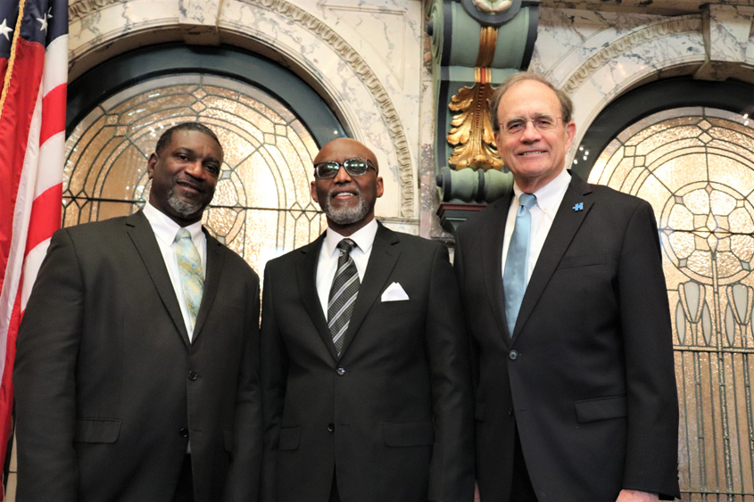 Rev. Darnell Moffett Delivers Opening Prayer to State Senate