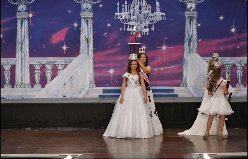 Anah Webber Named 2022 World’s Universal Beauty Mini Queen