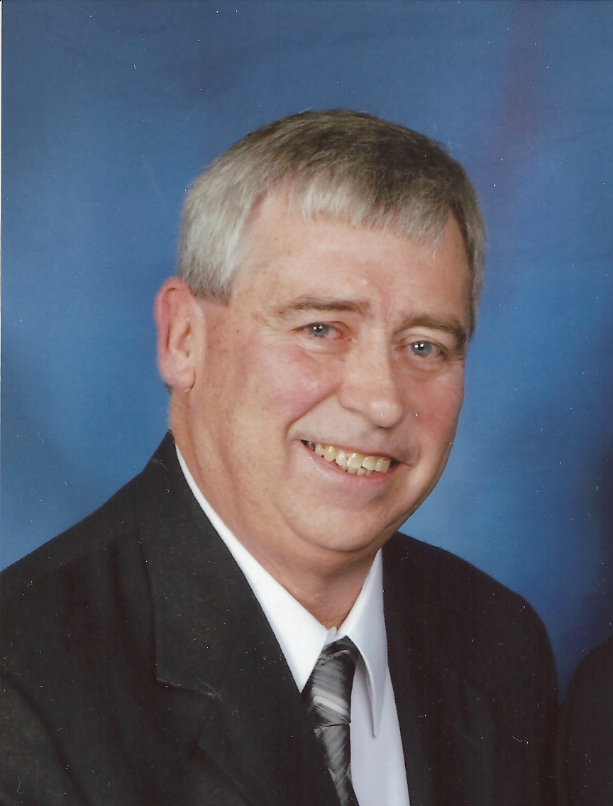 Arnold Smith Hederman  Jr., formely of Magee