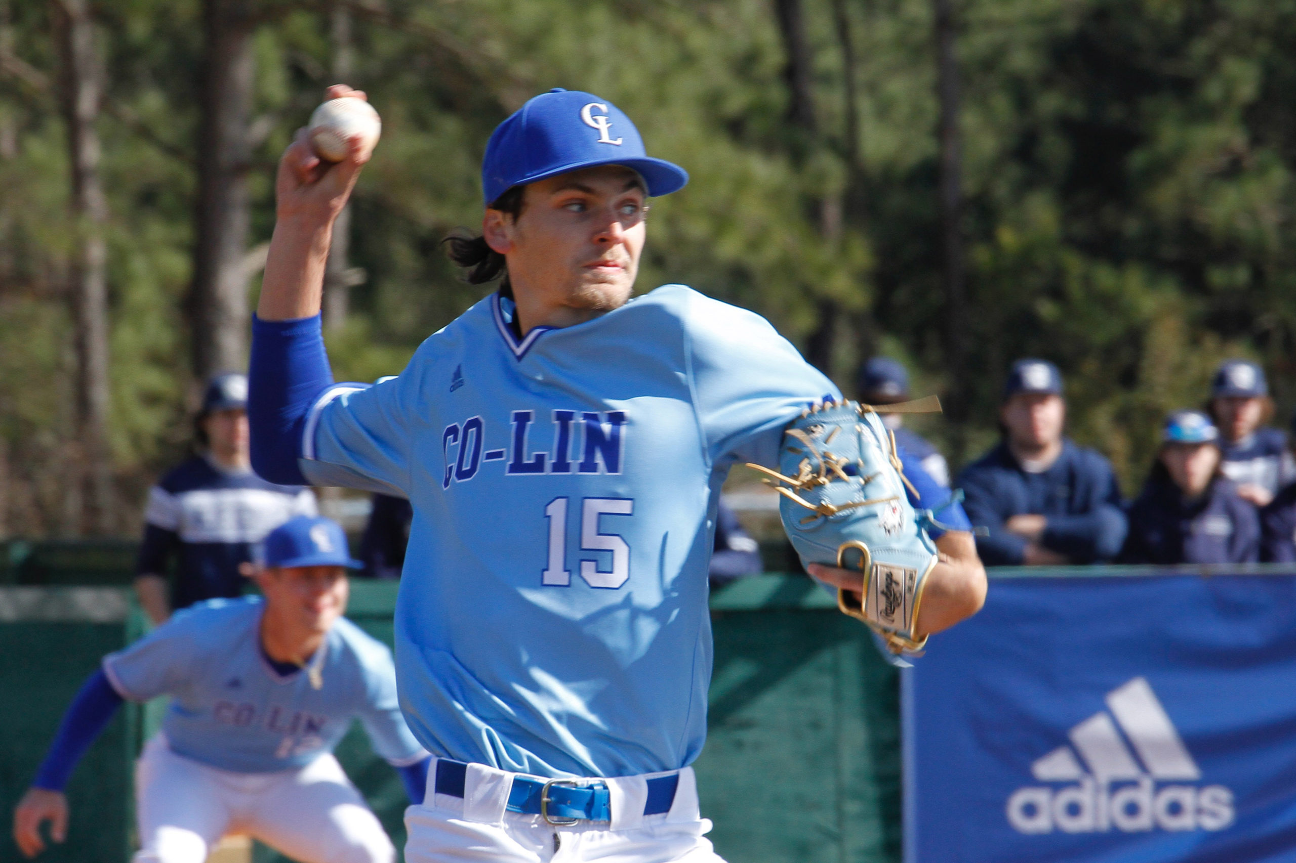 Wolves Split Doubleheader Against Baton Rouge